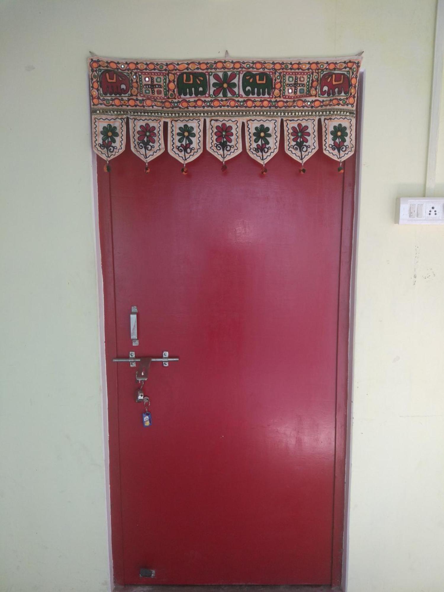 Radha Krishna Home Varanasi Exterior photo