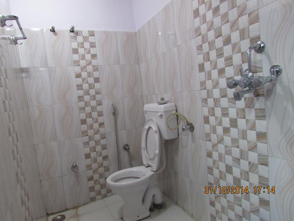 Radha Krishna Home Varanasi Exterior photo