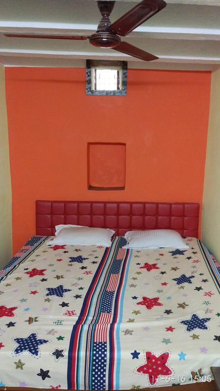 Radha Krishna Home Varanasi Exterior photo