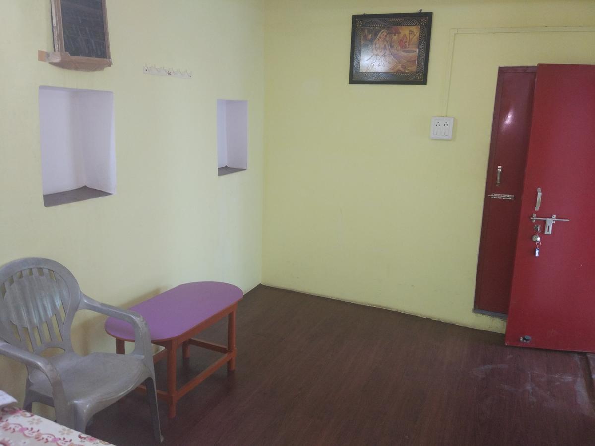 Radha Krishna Home Varanasi Exterior photo
